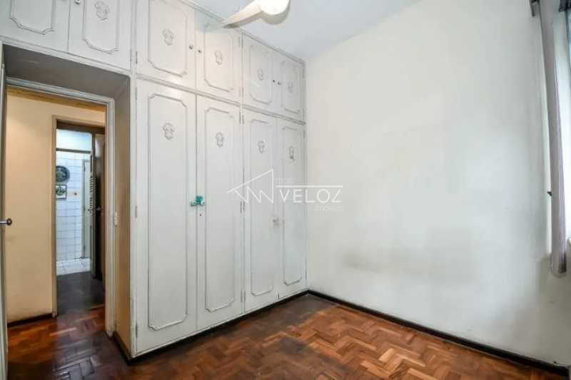 Apartamento à venda com 2 quartos, 64m² - Foto 18