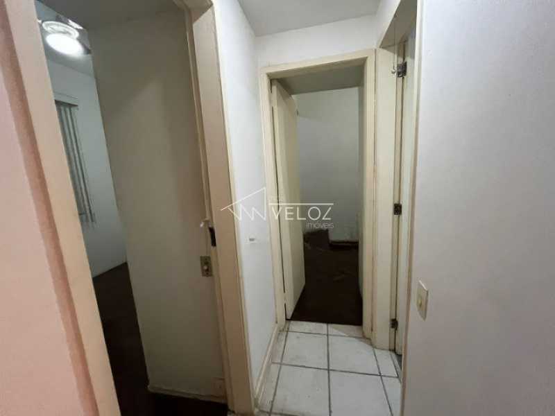 Apartamento à venda com 2 quartos, 70m² - Foto 12