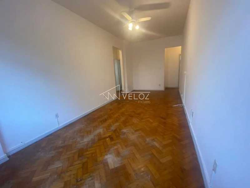 Apartamento à venda com 3 quartos, 102m² - Foto 4