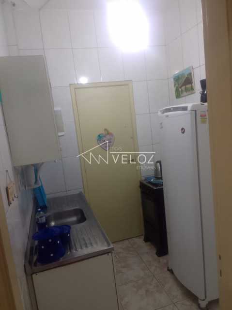 Apartamento à venda com 2 quartos, 68m² - Foto 1