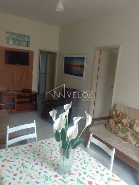 Apartamento à venda com 2 quartos, 68m² - Foto 2