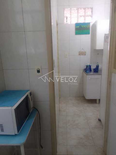 Apartamento à venda com 2 quartos, 68m² - Foto 3