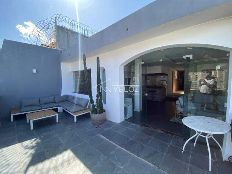 Cobertura à venda com 4 quartos, 210m² - Foto 3