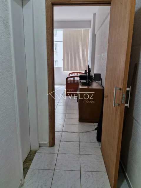 Apartamento à venda com 1 quarto, 30m² - Foto 4