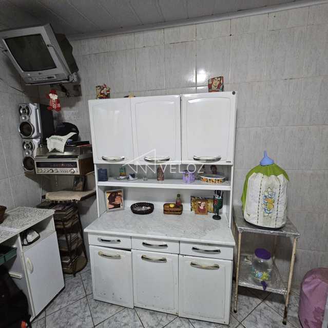 Casa à venda com 2 quartos, 45m² - Foto 22