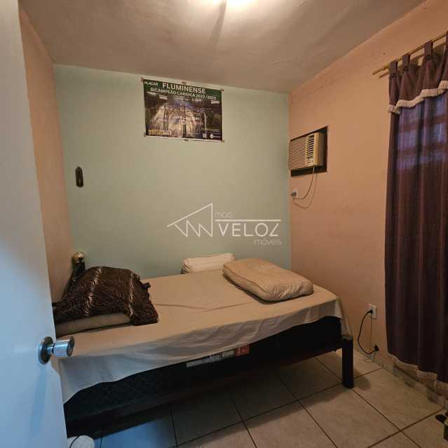 Casa à venda com 2 quartos, 45m² - Foto 9