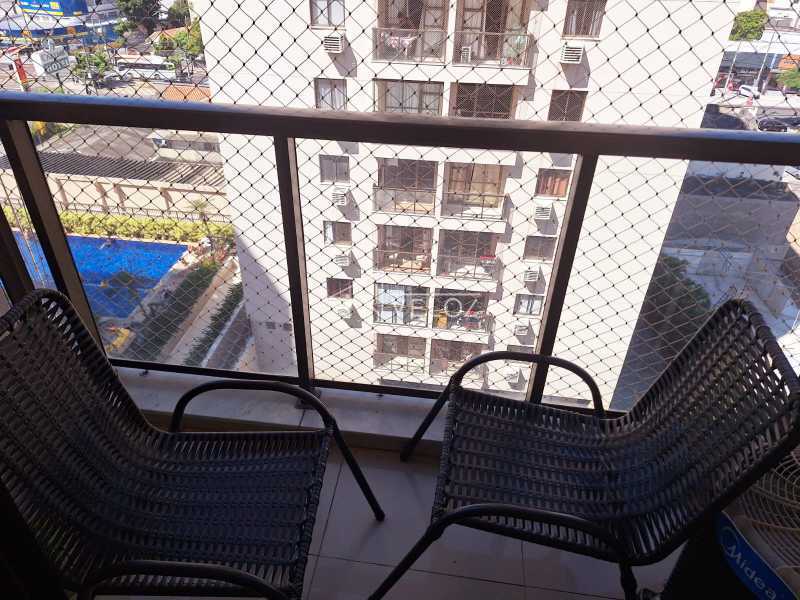 Apartamento à venda com 3 quartos, 66m² - Foto 12