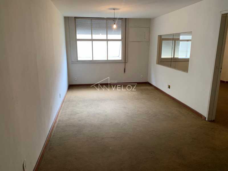 Apartamento à venda com 1 quarto, 60m² - Foto 5