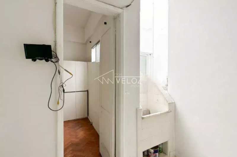 Apartamento à venda com 2 quartos, 60m² - Foto 27