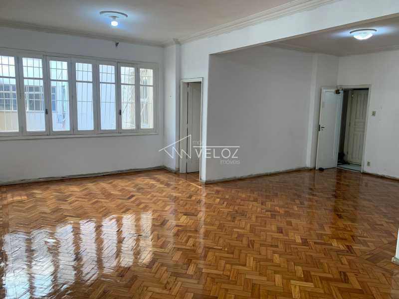 Apartamento à venda com 3 quartos, 143m² - Foto 6