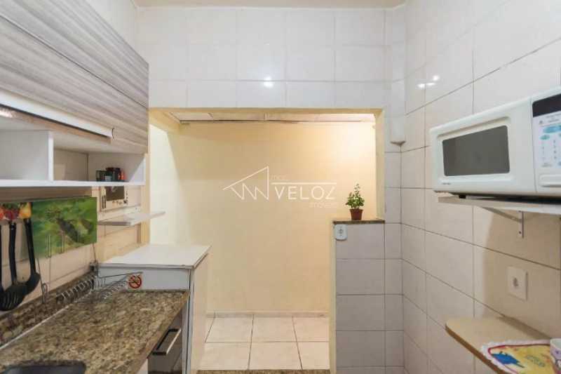 Apartamento à venda com 2 quartos, 40m² - Foto 17