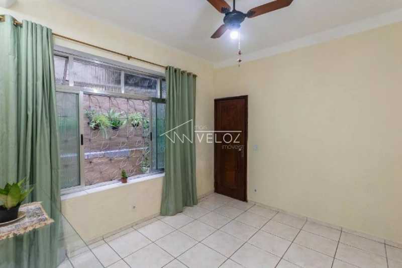 Apartamento à venda com 2 quartos, 40m² - Foto 4