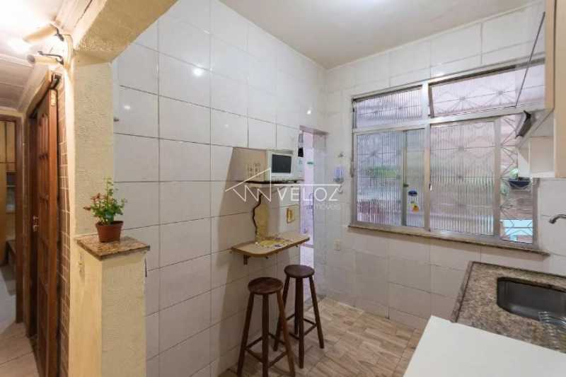 Apartamento à venda com 2 quartos, 40m² - Foto 14