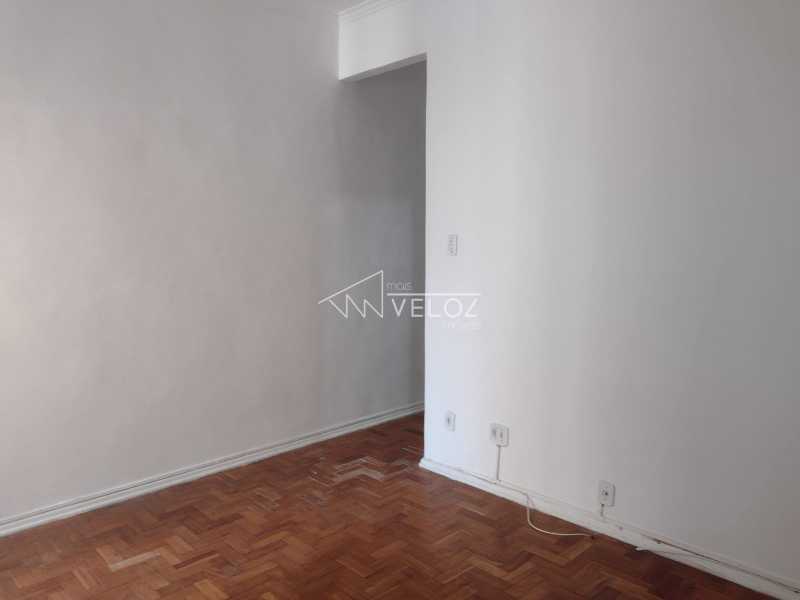 Apartamento à venda com 1 quarto, 58m² - Foto 6