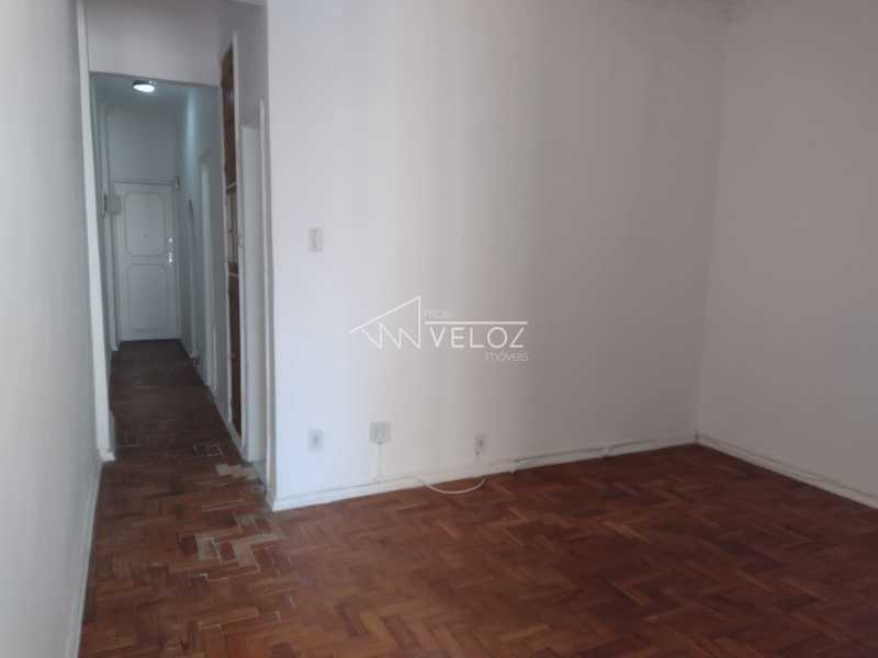 Apartamento à venda com 1 quarto, 58m² - Foto 8