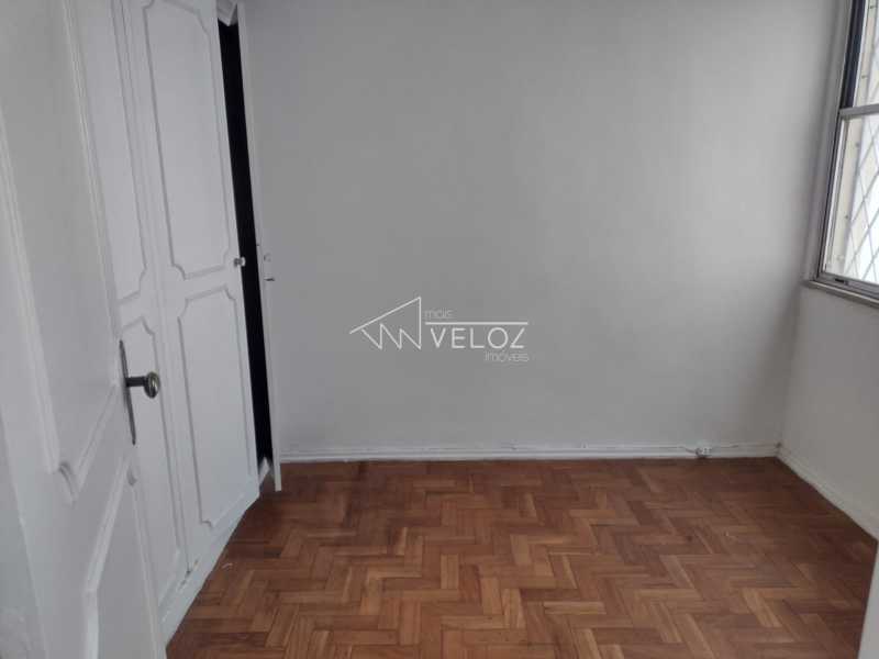 Apartamento à venda com 1 quarto, 58m² - Foto 12