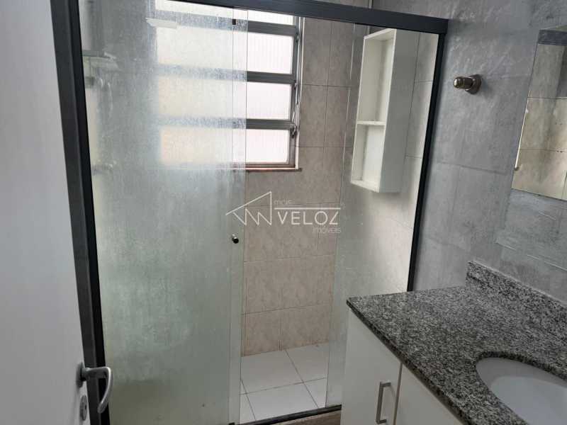 Apartamento à venda com 2 quartos, 64m² - Foto 10