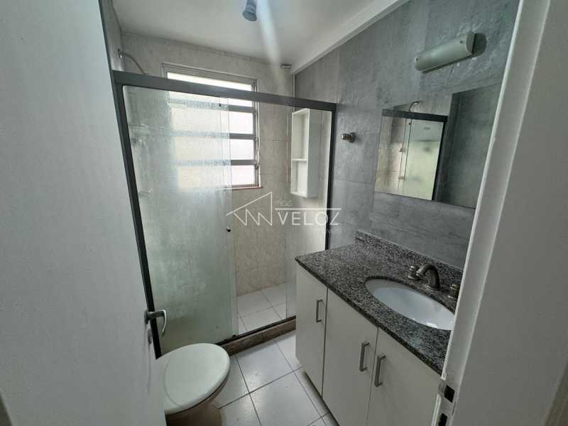 Apartamento à venda com 2 quartos, 64m² - Foto 14