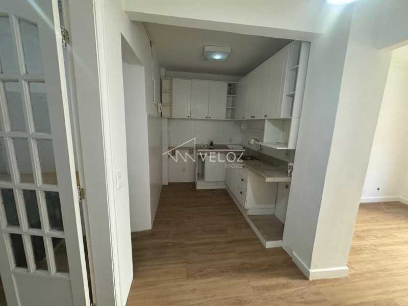 Apartamento à venda com 2 quartos, 64m² - Foto 16