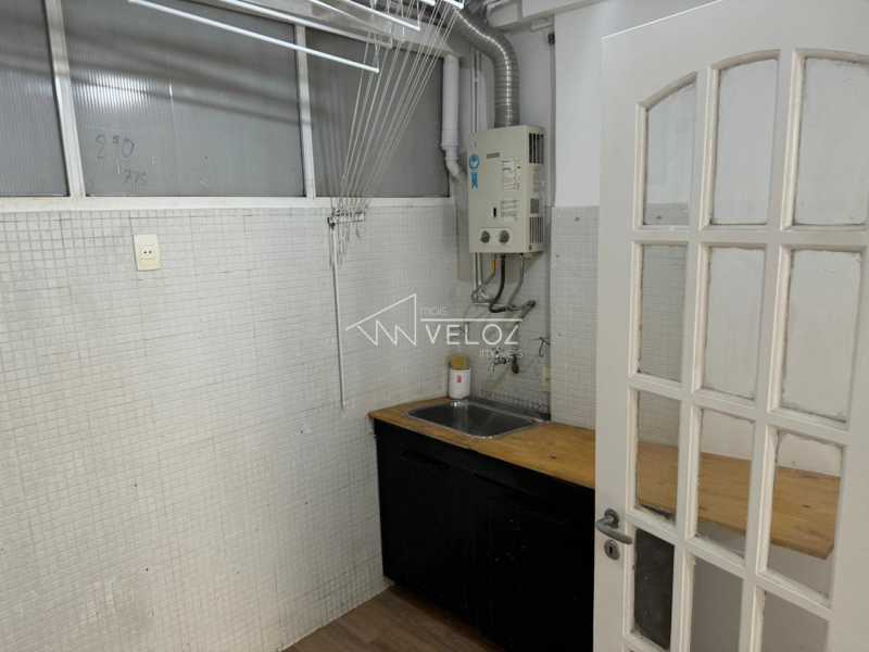 Apartamento à venda com 2 quartos, 64m² - Foto 19