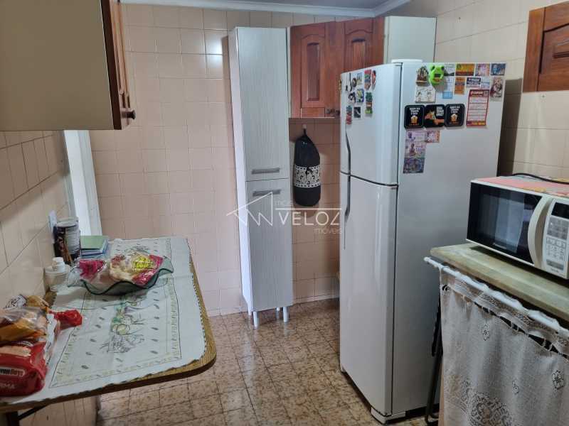 Casa à venda com 4 quartos, 230m² - Foto 14