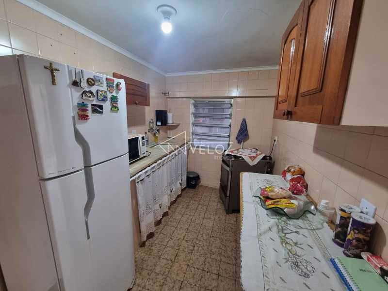 Casa à venda com 4 quartos, 230m² - Foto 20