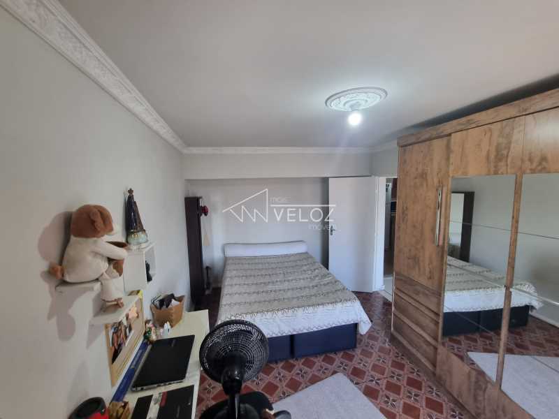 Casa à venda com 4 quartos, 230m² - Foto 18