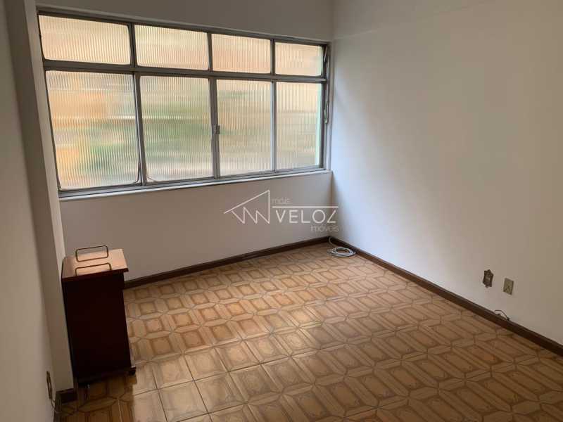 Apartamento à venda com 1 quarto, 38m² - Foto 1