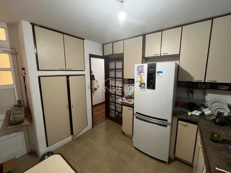 Apartamento à venda com 2 quartos, 89m² - Foto 13