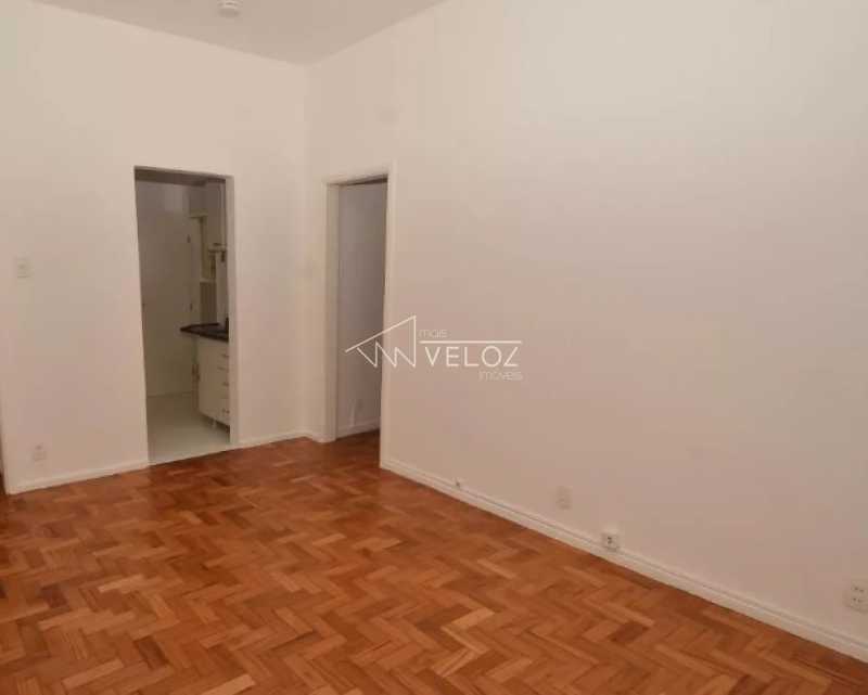 Apartamento à venda com 2 quartos, 85m² - Foto 4