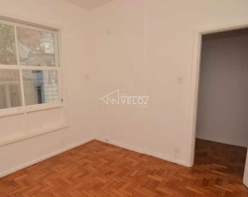 Apartamento à venda com 2 quartos, 85m² - Foto 14