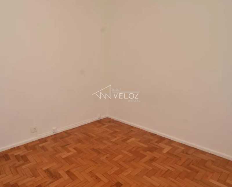 Apartamento à venda com 2 quartos, 85m² - Foto 16