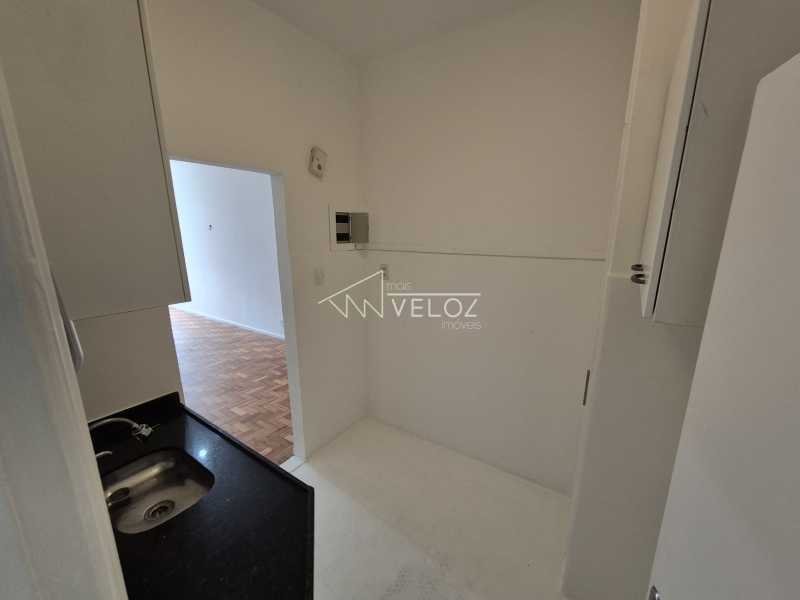 Apartamento à venda com 2 quartos, 85m² - Foto 7