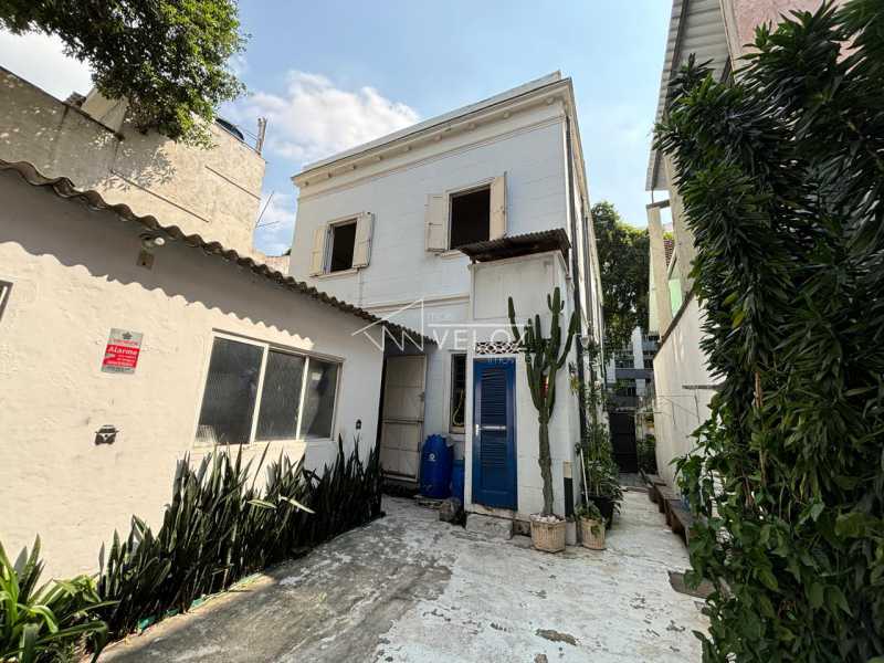 Casa à venda com 4 quartos, 312m² - Foto 29