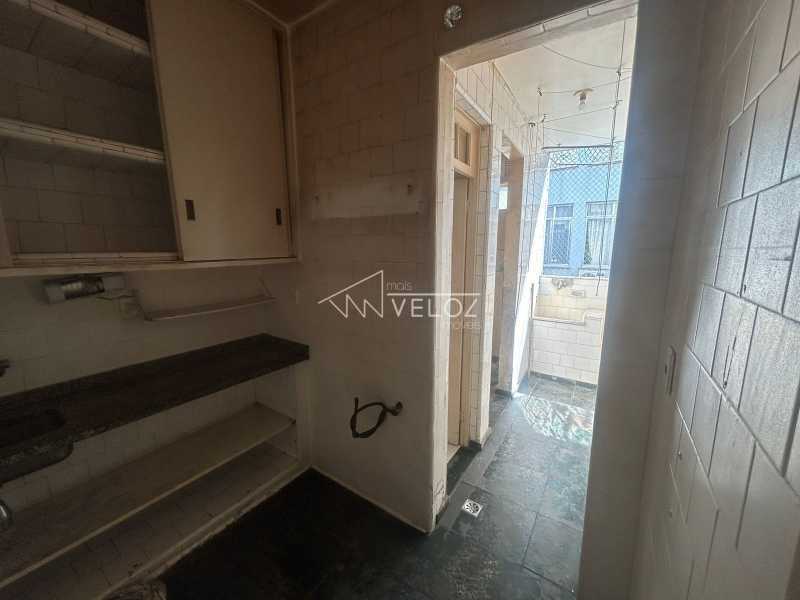 Apartamento à venda com 2 quartos, 74m² - Foto 10