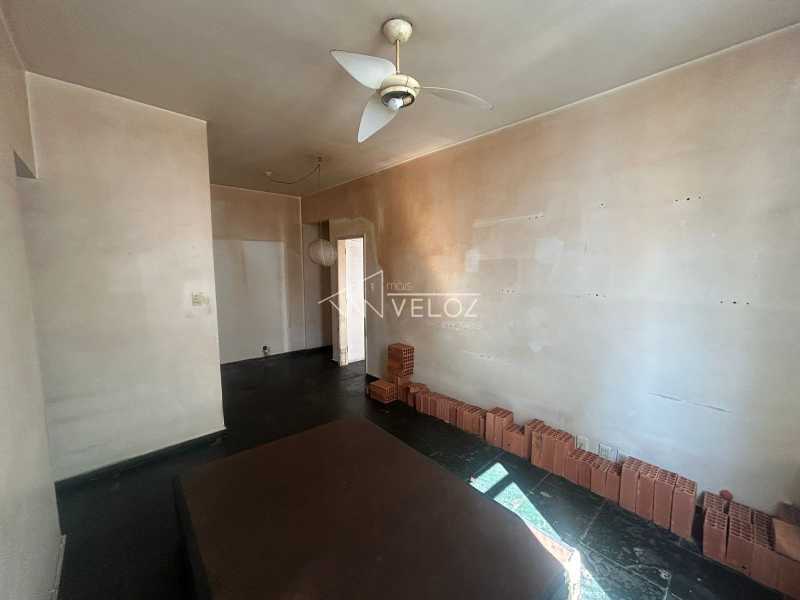 Apartamento à venda com 2 quartos, 74m² - Foto 20