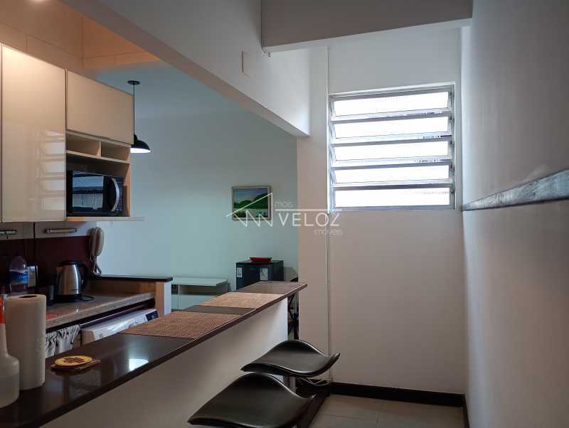 Apartamento à venda com 1 quarto, 44m² - Foto 16