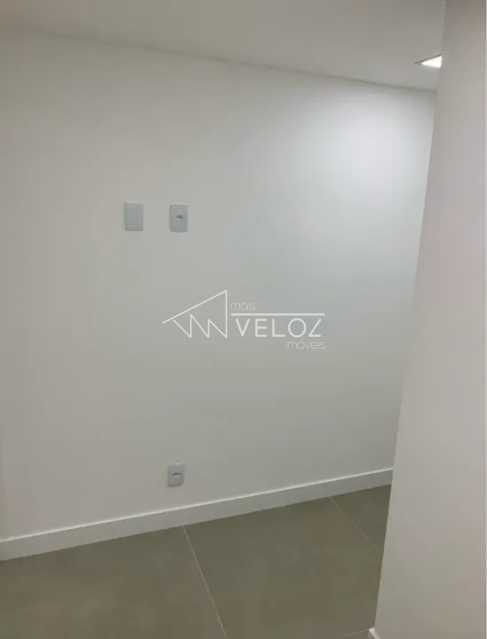 Conjunto Comercial-Sala à venda com 1 quarto, 20m² - Foto 12