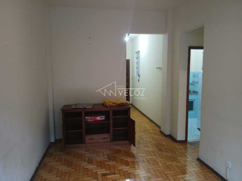 Apartamento à venda com 1 quarto, 38m² - Foto 2