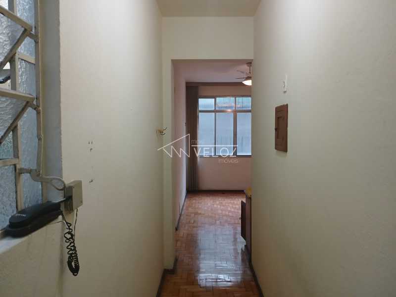 Apartamento à venda com 1 quarto, 38m² - Foto 3