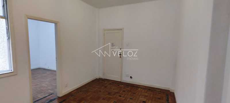 Apartamento à venda com 1 quarto, 39m² - Foto 2