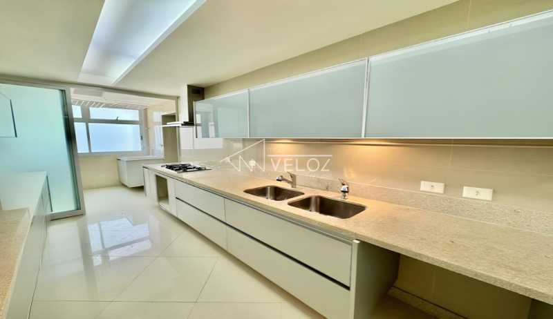 Apartamento à venda com 5 quartos, 363m² - Foto 18