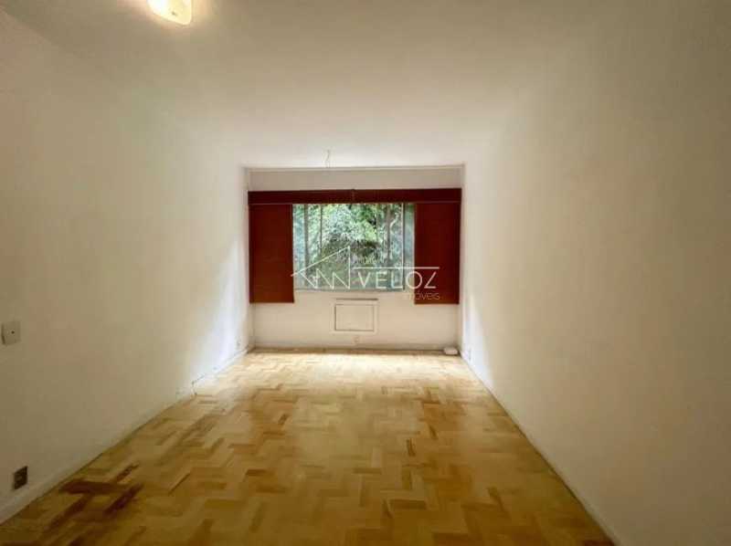 Apartamento à venda com 2 quartos, 81m² - Foto 3