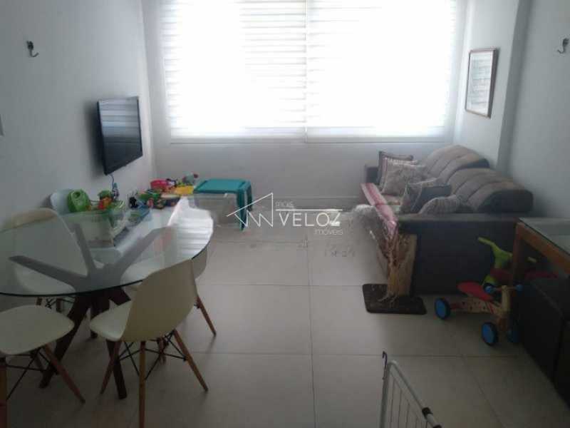 Apartamento à venda com 2 quartos, 60m² - Foto 11