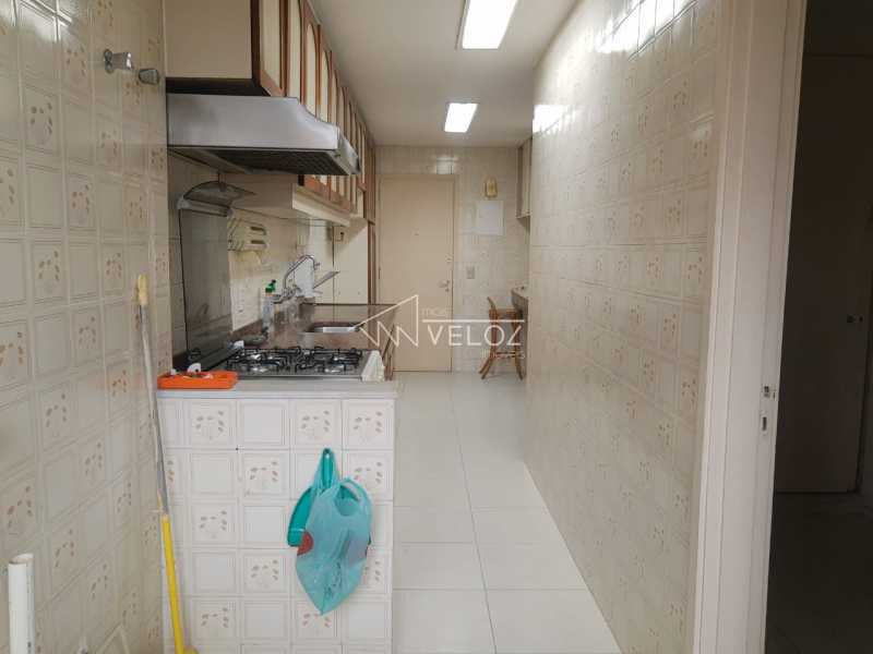 Apartamento à venda com 2 quartos, 171m² - Foto 11