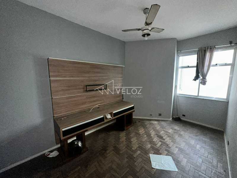 Apartamento à venda com 1 quarto, 48m² - Foto 1