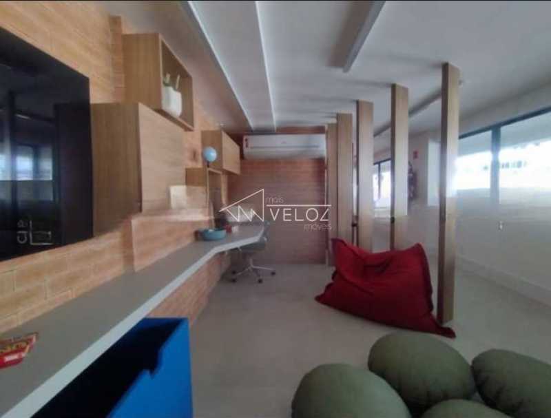 Apartamento à venda com 2 quartos, 121m² - Foto 2