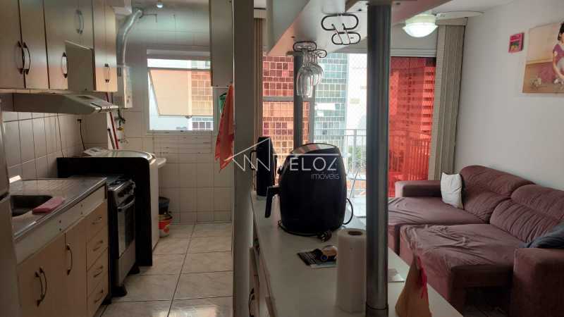 Apartamento à venda com 2 quartos, 60m² - Foto 17