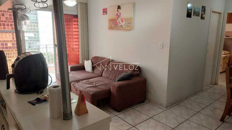 Apartamento à venda com 2 quartos, 60m² - Foto 1