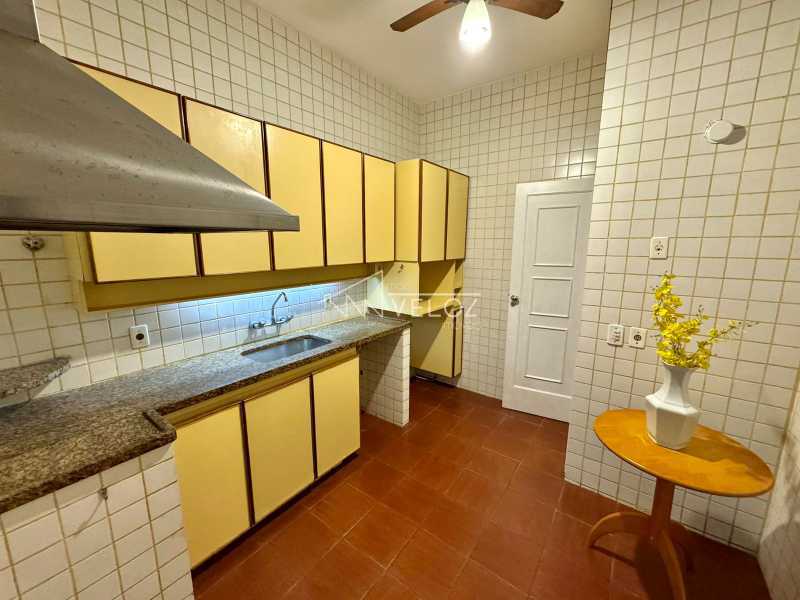 Apartamento à venda com 2 quartos, 97m² - Foto 10